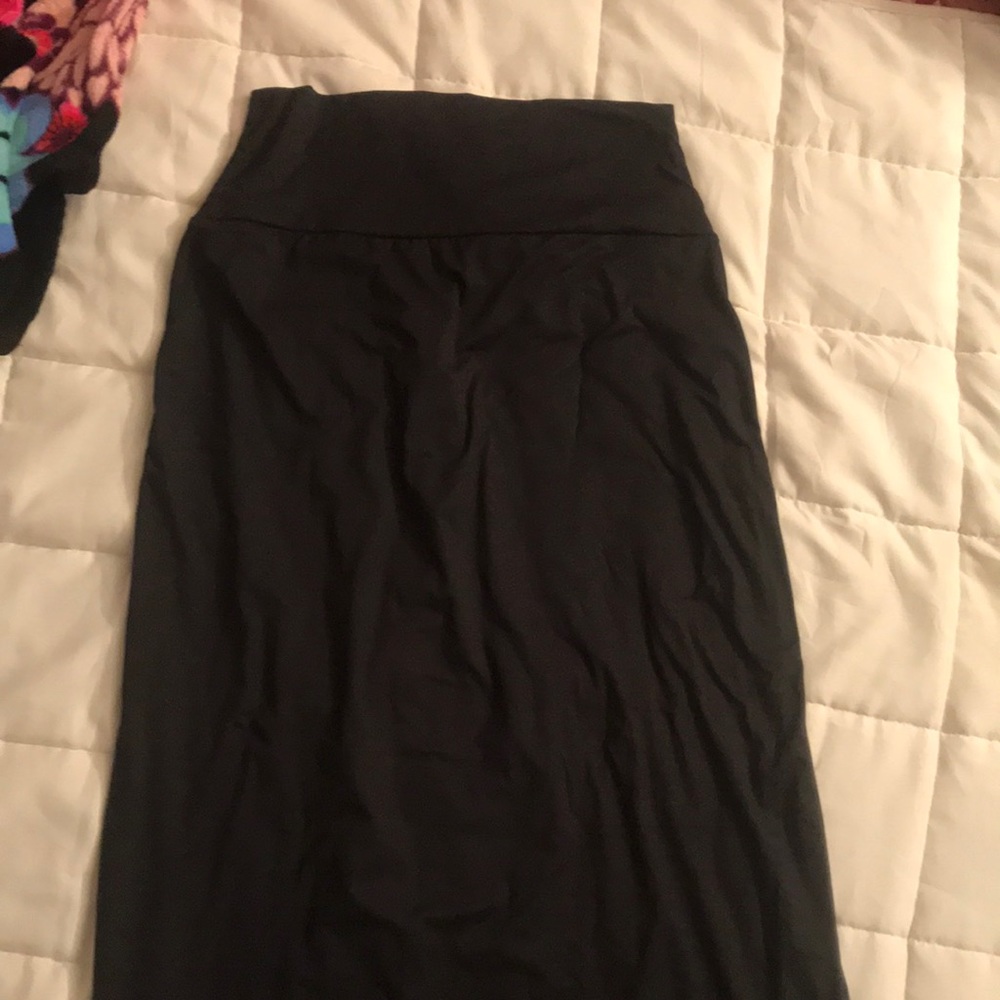 XL Agnes and Dora leggings material maxi skirt